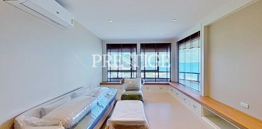 Condo in Pattaya, Thailand, 2 bedrooms № 198128