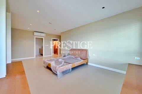 Condo in Pattaya, Thailand, 2 bedrooms № 198128 - photo 15