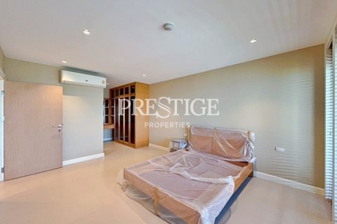 Condo in Pattaya, Thailand, 2 bedrooms № 198128 - photo 19