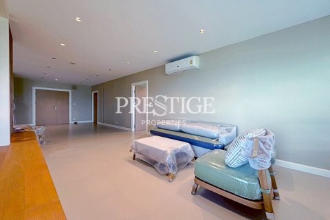 Condo in Pattaya, Thailand, 2 bedrooms № 198128 - photo 3