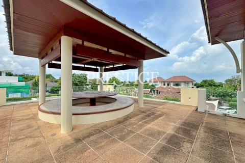House in Pattaya, Thailand 4 bedrooms № 198125 - photo 23