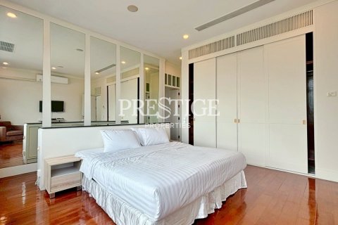 House in Pattaya, Thailand 4 bedrooms № 198125 - photo 11