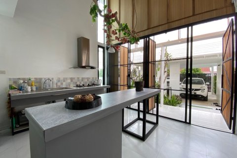 House in Chiang Mai, Thailand 4 bedrooms № 160070 - photo 6