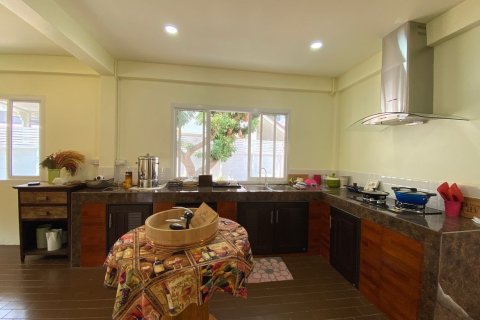 Maison à Chiang Mai, Thaïlande 5 chambres № 160065 - photo 10