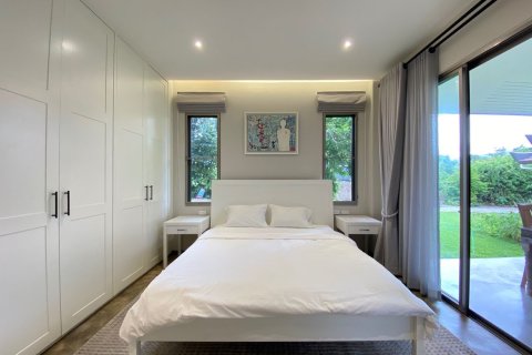 Villa in Chiang Mai, Thailand 5 bedrooms № 160067 - photo 22