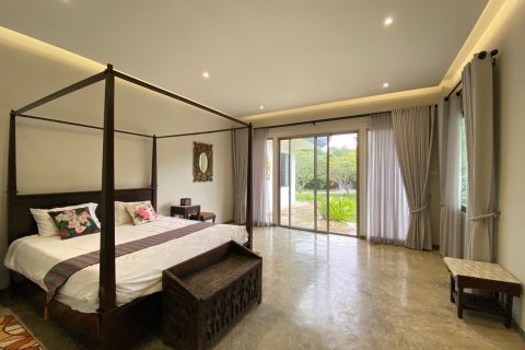 Villa in Chiang Mai, Thailand 5 bedrooms № 160067 - photo 30