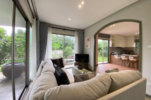 Villa in Chiang Mai, Thailand 5 bedrooms № 160067 - photo 12