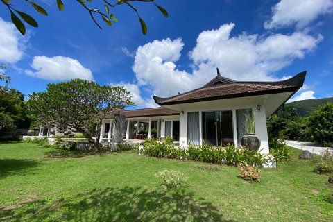 Villa in Chiang Mai, Thailand 5 bedrooms № 160067 - photo 2