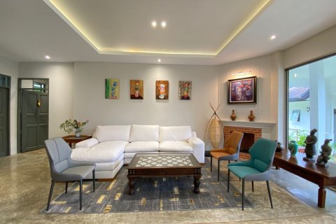Villa in Chiang Mai, Thailand 5 bedrooms № 160067 - photo 6