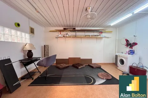 Casa de 4 dormitorios en Pattaya, Tailandia № 211363 - foto 7
