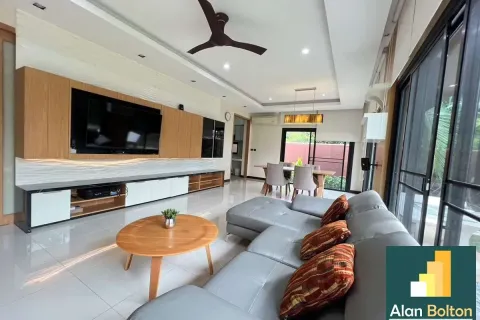 Casa de 2 dormitorios en Pattaya, Tailandia № 211359 - foto 8
