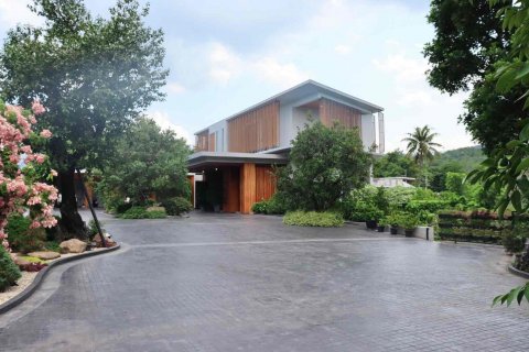 House in Chiang Mai, Thailand 4 bedrooms № 119980 - photo 13