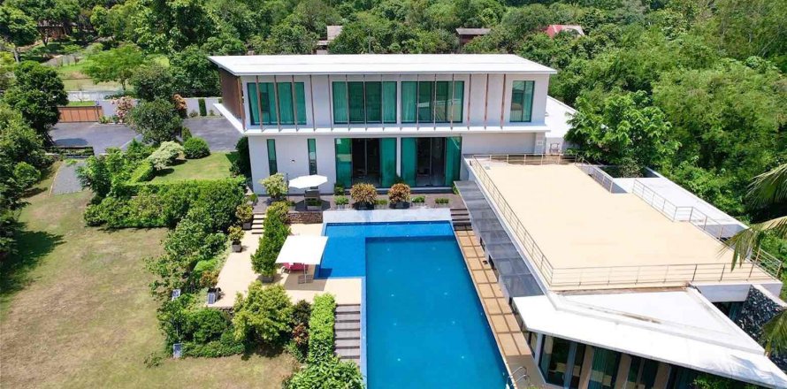 House in Chiang Mai, Thailand 4 bedrooms № 119980