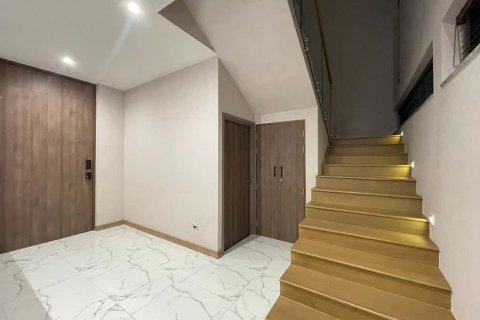 House in Chiang Mai, Thailand 4 bedrooms № 119978 - photo 16