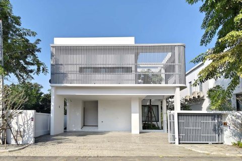 House in Chiang Mai, Thailand 4 bedrooms № 119978 - photo 2