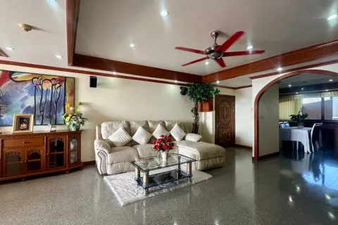 Condominio de 2 dormitorios en Jomtien Beach, Pattaya, Tailandia № 211357 - foto 20
