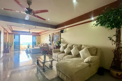 Condominio de 2 dormitorios en Jomtien Beach, Pattaya, Tailandia № 211357 - foto 30