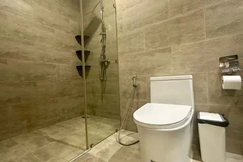 Condominio de 2 dormitorios en Jomtien Beach, Pattaya, Tailandia № 211357 - foto 27