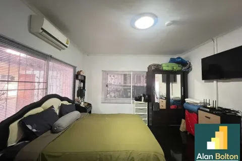 Casa de 3 dormitorios en Pattaya, Tailandia № 211355 - foto 12