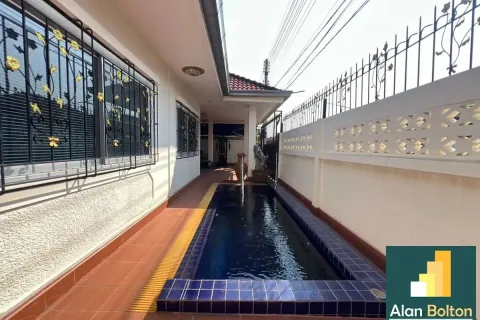 Casa de 3 dormitorios en Pattaya, Tailandia № 211355 - foto 5
