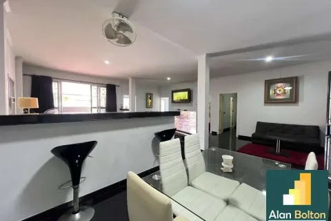 Casa de 3 dormitorios en Pattaya, Tailandia № 211355 - foto 9