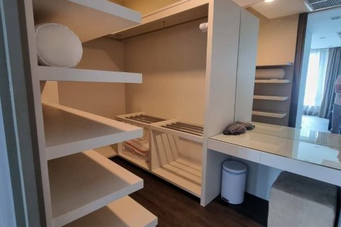 Studio dans le Condo à Pathum Wan, Bangkok, Thaïlande  № 161837 - photo 7