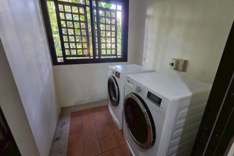 Кондоминиум с 4 спальнями в Сатхоне, Бангкок, Таиланд № 161834 - фото 24