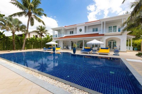 Villa in Phang Nga, Thailand 6 bedrooms № 163100 - photo 5