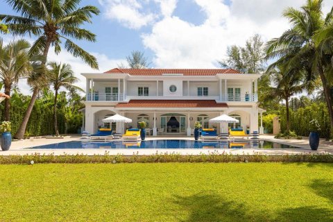 Villa in Phang Nga, Thailand 6 bedrooms № 163100