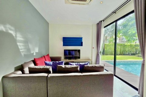 Villa in Hua Hin, Thailand 3 bedrooms № 163101 - photo 5