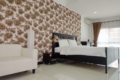 Studio on Jomtien Beach, Pattaya, Thailand № 202073 - photo 11