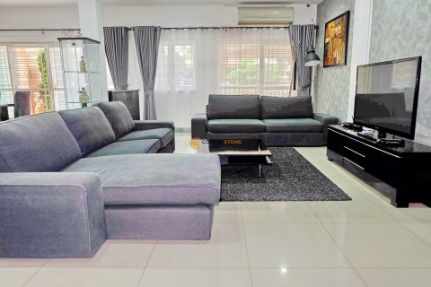 Studio on Jomtien Beach, Pattaya, Thailand № 202073 - photo 4