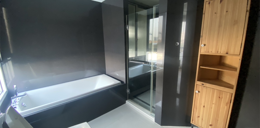 Eigentumswohnung in Bangkok, Thailand, 1 Schlafzimmer  № 220624