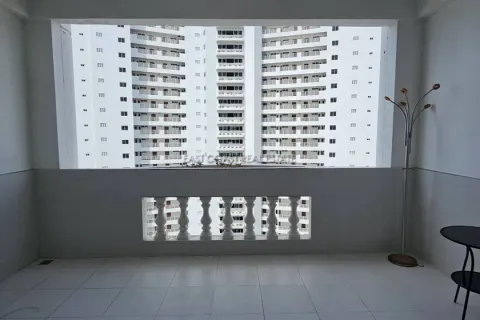 Estudio en el condominio en Jomtien Beach, Pattaya, Tailandia № 212163 - foto 13
