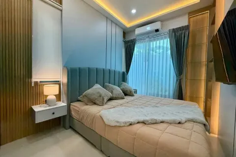 Casa de 3 dormitorios en Pattaya, Tailandia № 212158 - foto 9