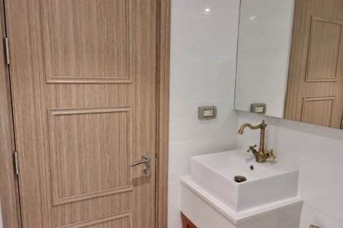Condo in Pattaya, Thailand, 3 bedrooms  № 172177 - photo 25