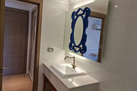 Condo in Pattaya, Thailand, 3 bedrooms  № 172177 - photo 15