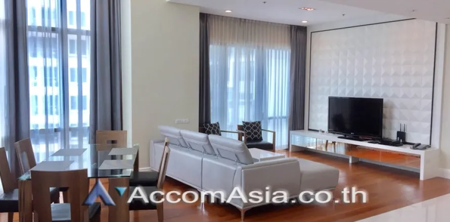 Duplex in Khlong Toei, Bangkok, Thailand 3 Schlafzimmer № 215194