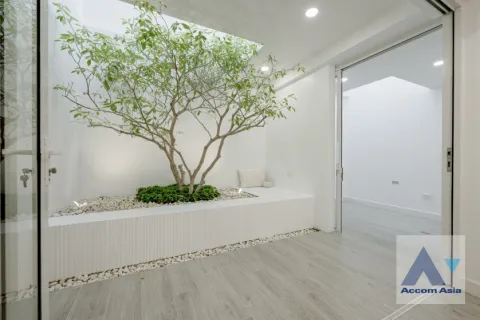 Reihenhaus in Watthana, Bangkok, Thailand 4 Schlafzimmer № 215197 - Foto 16