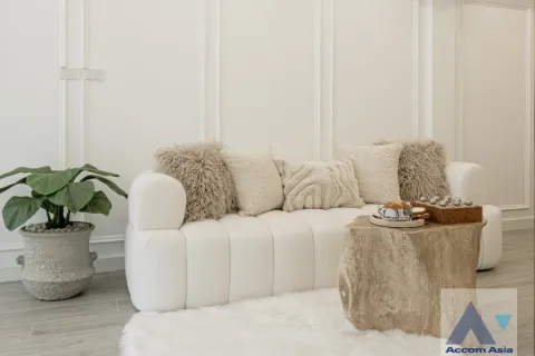 Reihenhaus in Watthana, Bangkok, Thailand 4 Schlafzimmer № 215197 - Foto 6