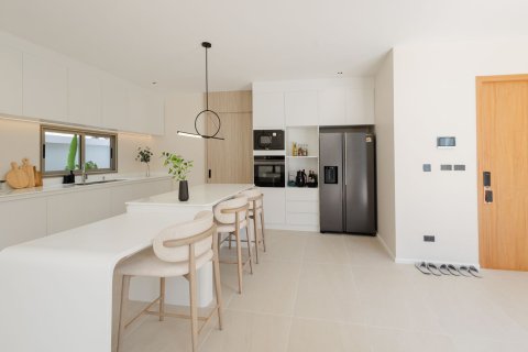 Вилла в Раваи, Таиланд с 4 спальнями  № 146489 - фото 12