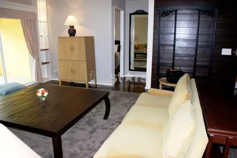 Condo à Khlong Toei, Bangkok, Thaïlande, 2 chambres  № 140956 - photo 2