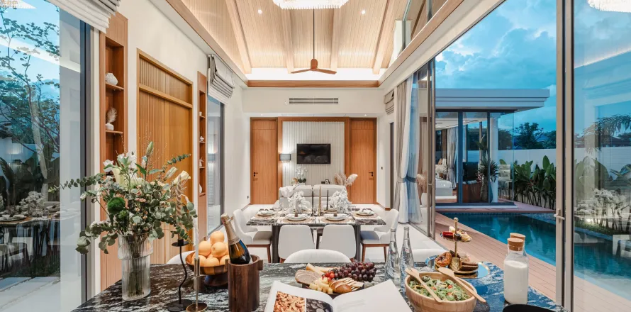 Villa in Phuket, Thailand 3 bedrooms № 159001