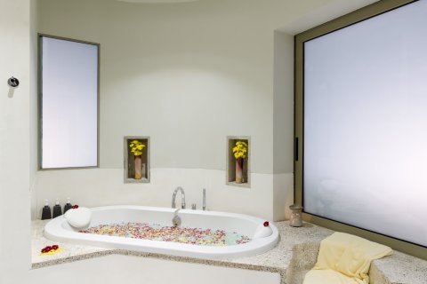 Villa in Ko Samui, Thailand 4 bedrooms № 159000 - photo 26