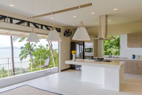 Villa in Ko Samui, Thailand 4 bedrooms № 159000 - photo 8