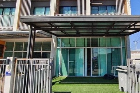 Townhouse in Bang Khen, Bangkok, Thailand 3 bedrooms № 158998