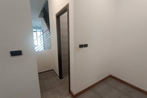 Коммерческая недвижимость в Чиангмае, Таиланд  № 154311 - фото 7