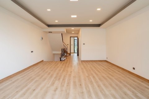 Коммерческая недвижимость в Чиангмае, Таиланд  № 154311 - фото 12