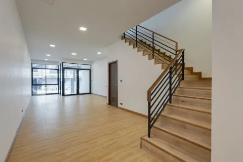 Коммерческая недвижимость в Чиангмае, Таиланд  № 154311 - фото 2