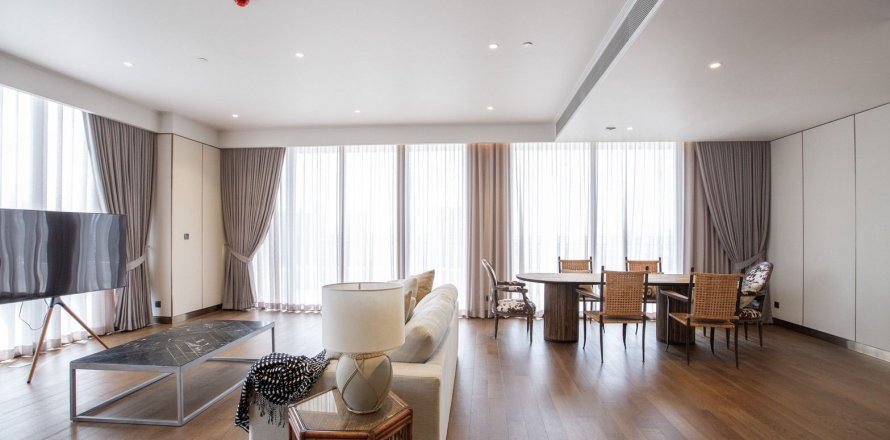 Penthouse in Pathum Wan, Bangkok, Thailand 3 bedrooms № 154314